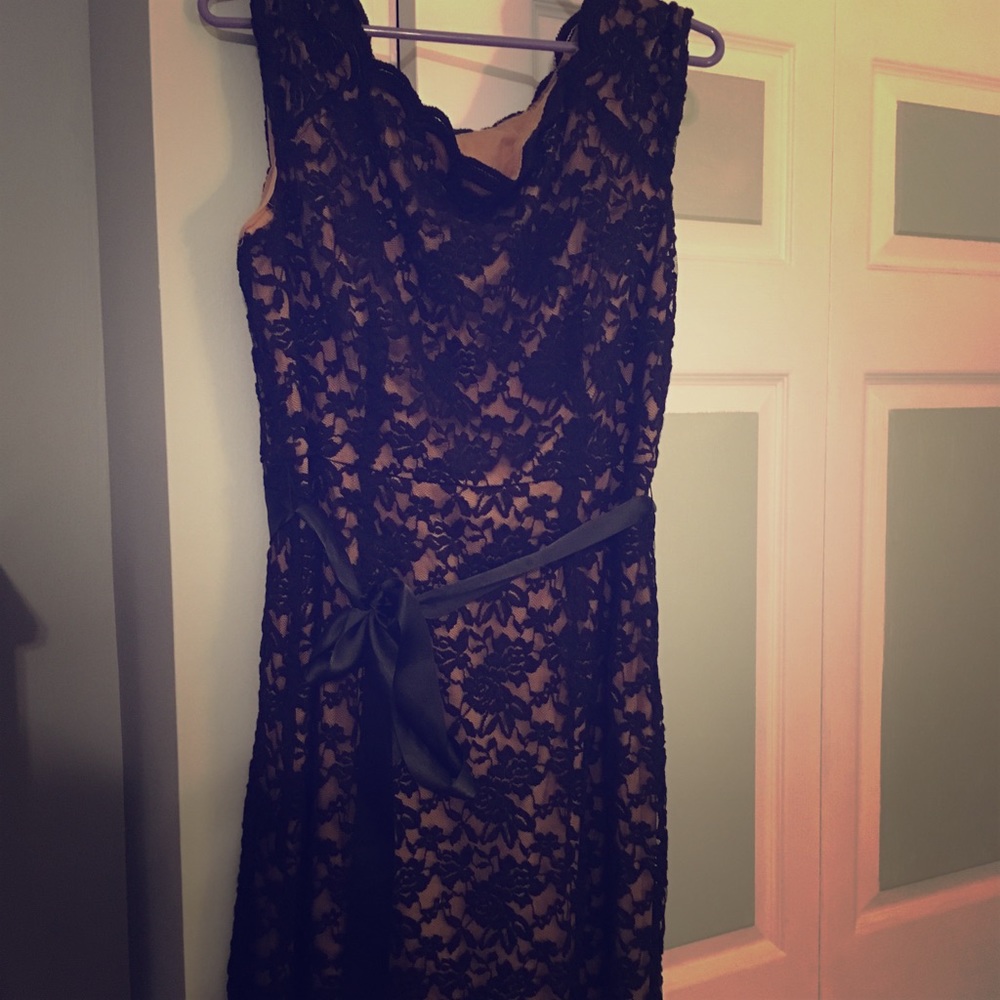 Black lace dress